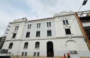 Biblioteca județeană
