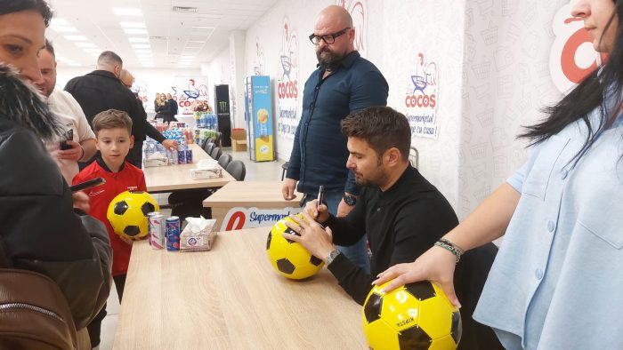 Supermarketul La Cocoș și-a deschis porțile la Arad! Deschiderea care a spart normele (FOTO)