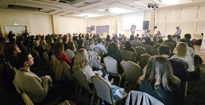 conferinta 2