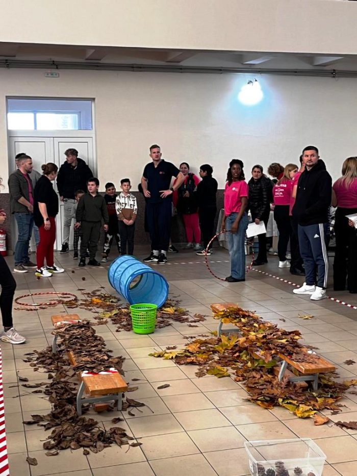 Festivalul &bdquo;Toamna &Icirc;mpreun&#259;&rdquo;, o zi &icirc;n care comunitatea din Vinga a fost solidar&#259; cu copiii speciali de la DALIA