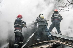 Incendiu mortal la Șiria: un bărbat de 85 de ani, găsit carbonizat în propria locuință