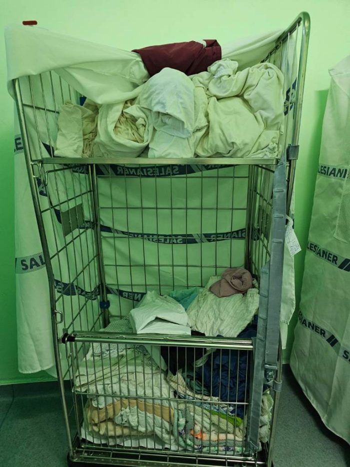 murdarie curatenie spital 5
