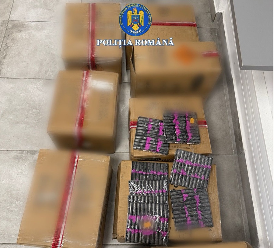 Photo for the article Peste 28.000 de petarde și artificii au fost confiscate la Sebiș