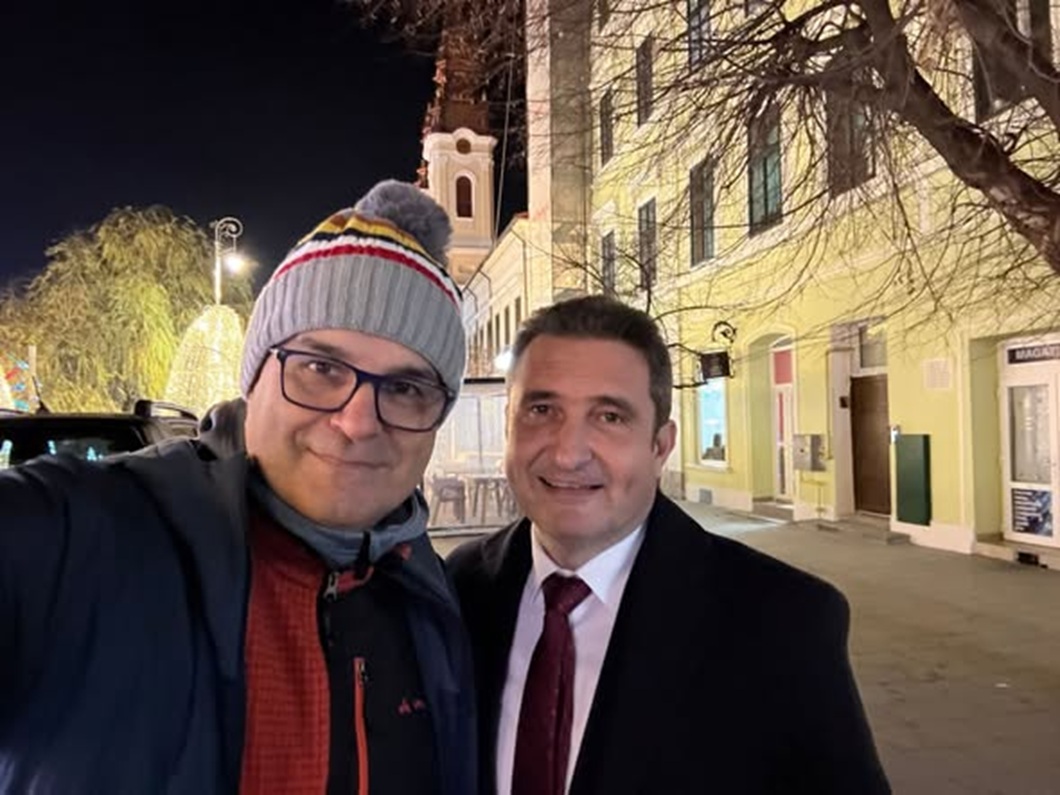 Bibi - Lucian Mîndruță - Enola Day În postul Crăciunului