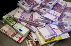 COVID bani returnați economia