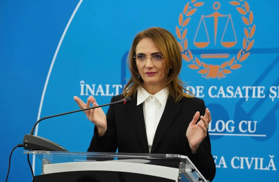 Lia Savonea autoguvernarea