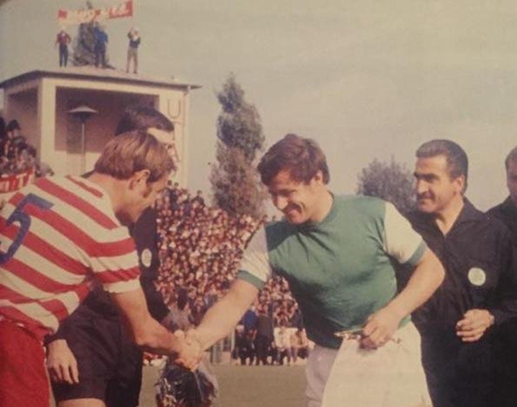 Mircea Petescu - UTA Bătrâna Doamnă