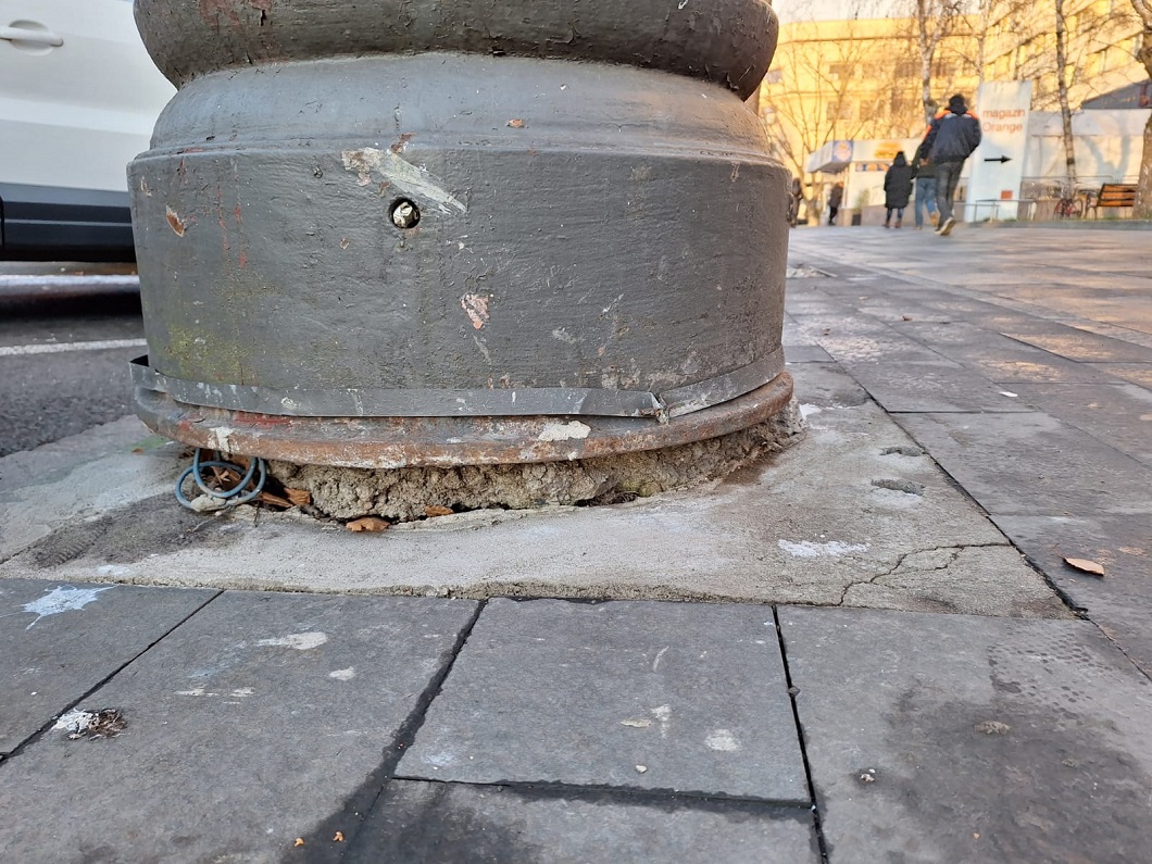 Poza pentru articolul Bulevardul Revoluției: pavaj nou, ritm lent și improvizații pe trotuare. Care sunt costurile și termenul de finalizare