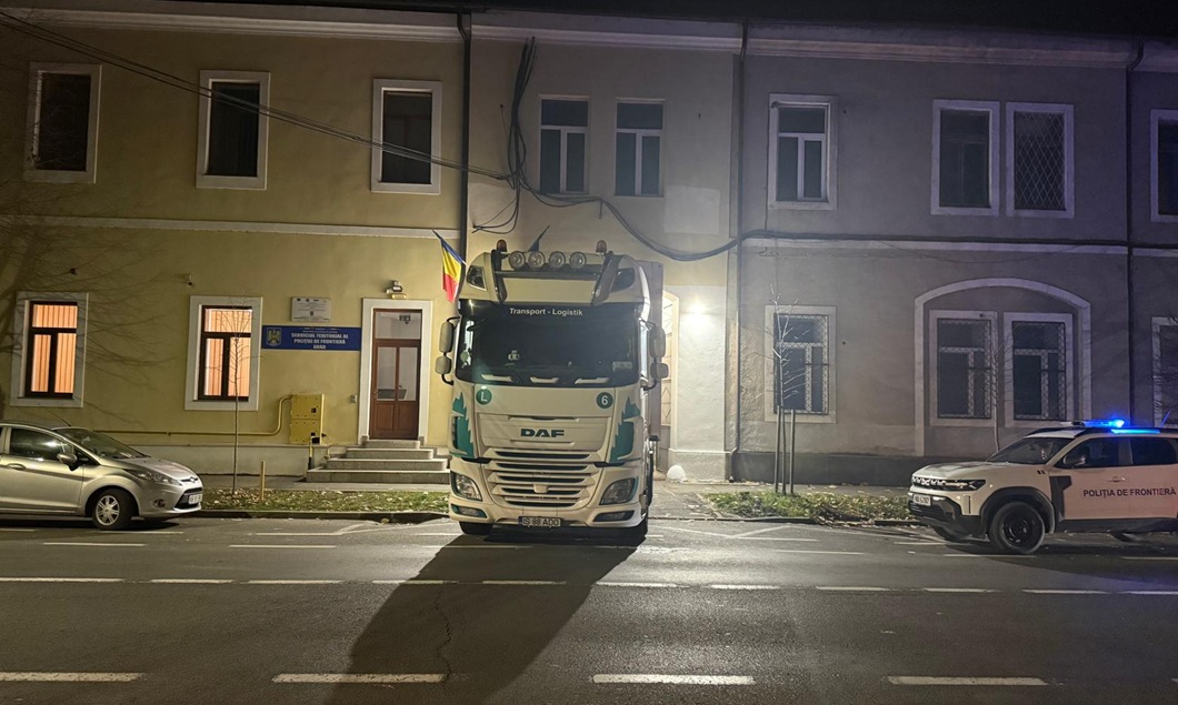 Șoferul camionului cu țigări de contrabandă de 6,7 milioane lei, sub control judiciar