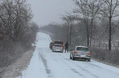 zăpadă cuied