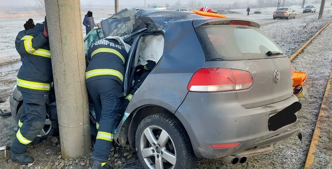 🚨 Accident la Ghioroc: un adult și un minor au fost răniți.