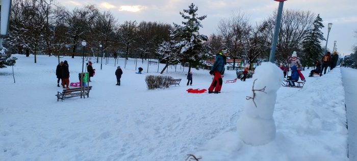 Poza pentru articolul Digul din zona Micălaca 300 – atracția acestor zile albe / GALERIE FOTO