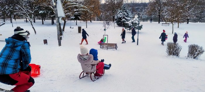 Poza pentru articolul Digul din zona Micălaca 300 – atracția acestor zile albe / GALERIE FOTO
