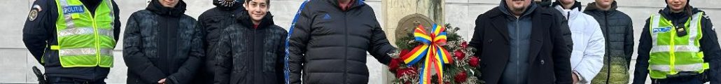 Școala Profesională ASTRA a depus o coroană de flori la bustul lui Alexandru Ioan Cuza, în fața IPJ Arad