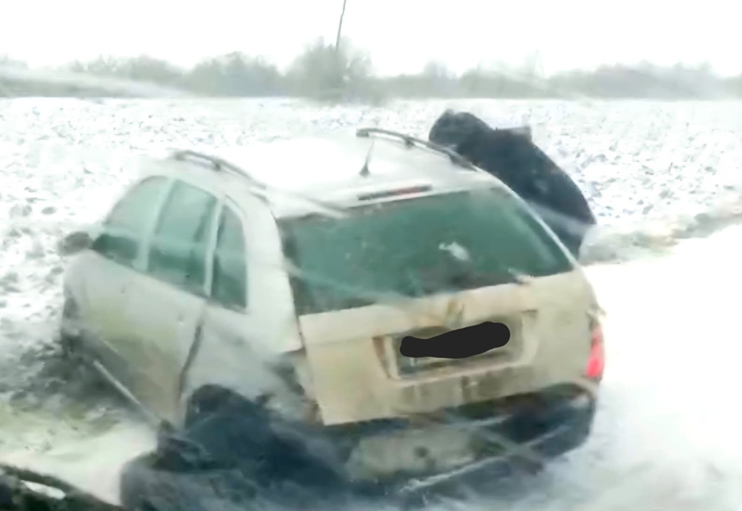 Accident tragic la Semlac: drumul acoperit de zăpadă continuă să facă victime