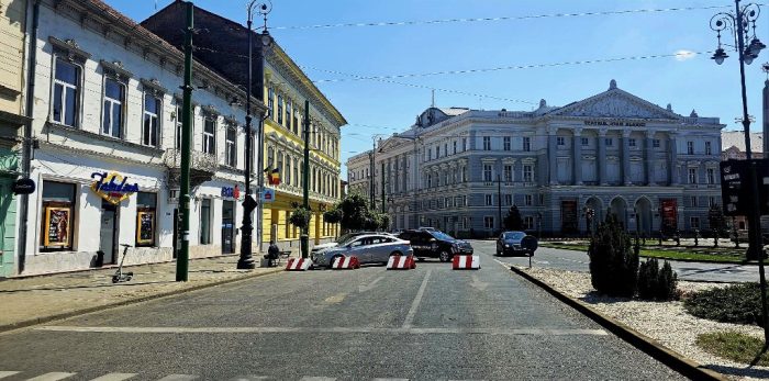 arad teatru