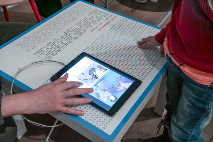 Poza pentru articolul Inovație arădeană pentru radiouri, prezentată la Budapesta. Doi elevi arădeni la „