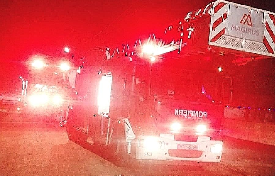 Poza pentru articolul O casă a ars azi noapte în localitatea arădeană Horia