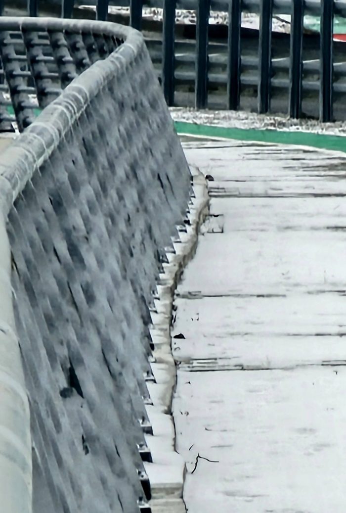 Poza pentru articolul Război în toată regula în Arad. Prefectul Mihai Pașca către Călin Bibarț: „EȘTI PRIMARUL ARADULUI! NU VÂNZĂTOR DE ȚIGĂRI NETIMBRATE!”