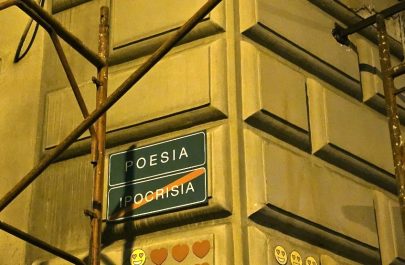 poezia nu ipocrizie