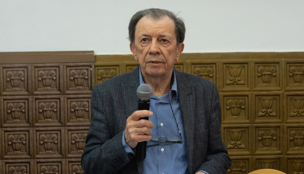 Vasile Dan, om de cultură, onorat cu Premiul „Ioan Slavici” de Universitatea din Arad