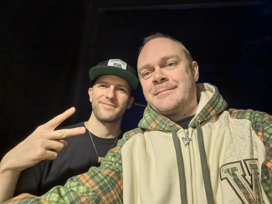 Florin Marcus alături de DJ Invincible - Delinquent Habits