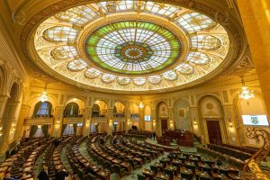 Sistemul Sala de plen a Senatului Românie