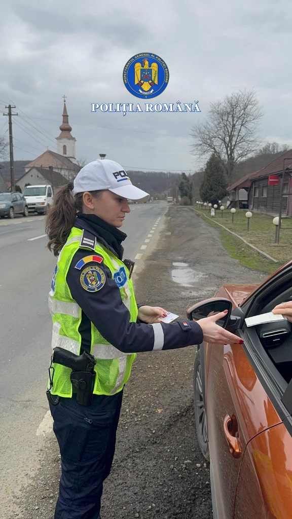 Poza pentru articolul Slalom printre gropi și radare: peste 80 de amenzi aplicate de polițiști pe DN7