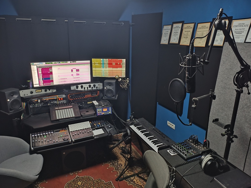 studioul BeatzShack Collective din Galșa