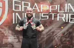 Aur și argint pentru polițistul arădean Alexandru-Iulian Vereș la o competiție internațională de Jiu-jitsu brazilian