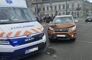 ambulanță lovită Podgoria
