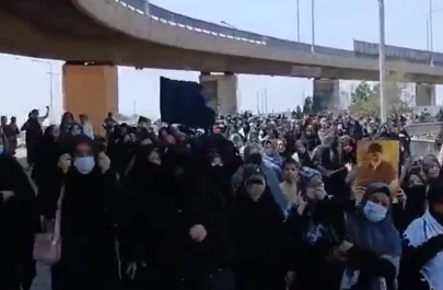 protest femei Iran - foto Alifya Sohail