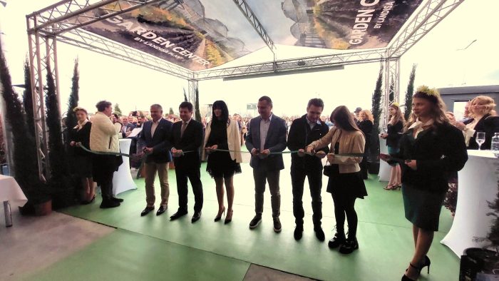 Poza pentru articolul N-ai cum să nu te-ndrăgostești de Landisa! Un spectaculos Garden Center s-a deschis la ieșirea din Arad