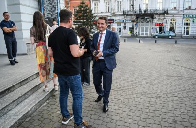 Bibarț la teatru