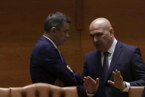 Moțiunea Grindeanu și Bolojan