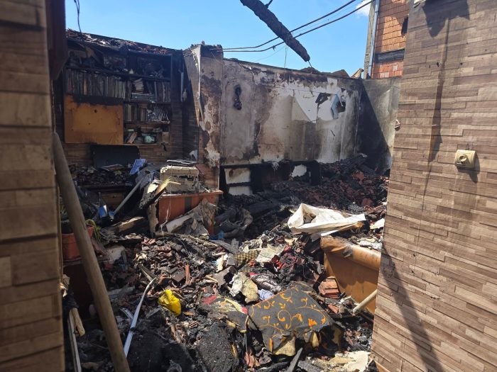 Poza pentru articolul Apel la solidaritate după ce locuința unei asistente de la Ambulanță a fost distrusă în incendiul de la Șiria