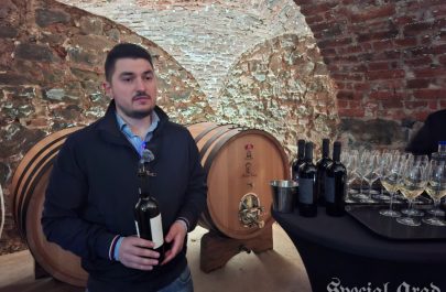 crame miniș măderat Artisan Winery păuliș (2)