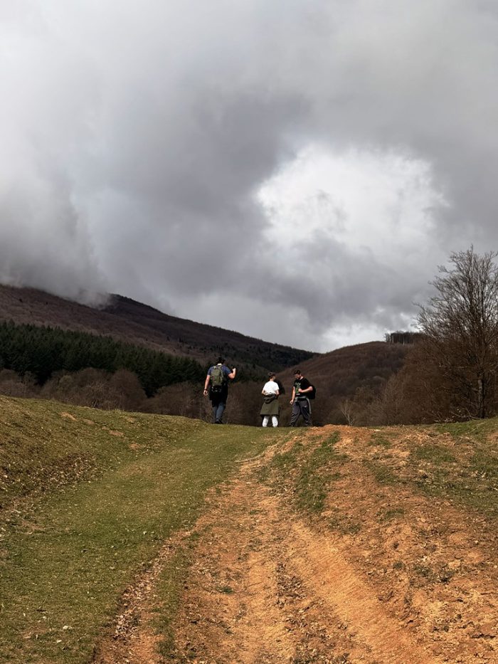 Poza pentru articolul Mobilizare la Moneasa: peste 40 de saci de deșeuri, strânși de pe trasee și din platoul Izoi–Tinoasa