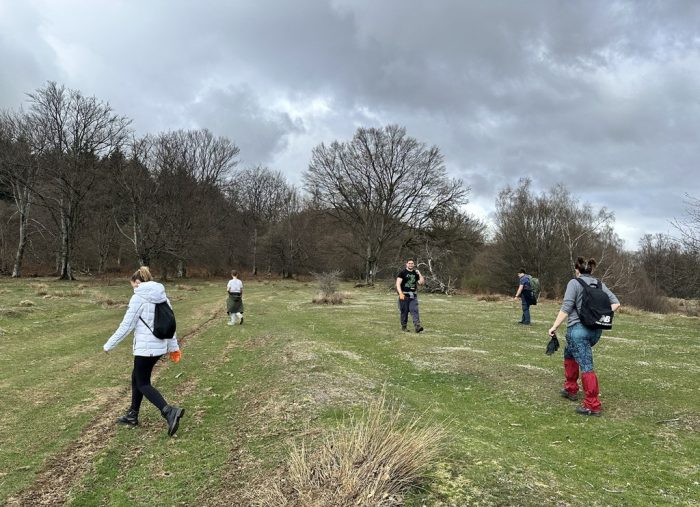 Poza pentru articolul Mobilizare la Moneasa: peste 40 de saci de deșeuri, strânși de pe trasee și din platoul Izoi–Tinoasa