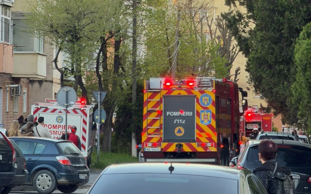 Incendiu într-un apartament din Micălaca din cauza unei oale lăsate pe foc