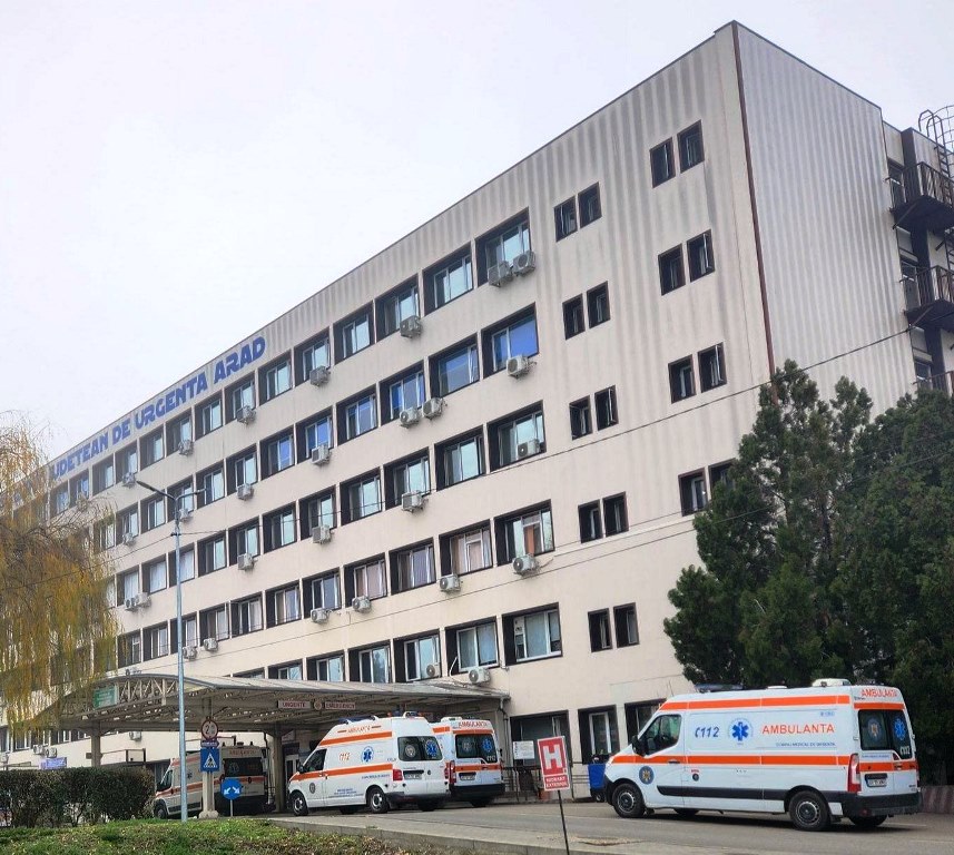 Poza pentru articolul Noi achiziții pentru Laboratorul de microbiologie al Spitalului Județean Arad