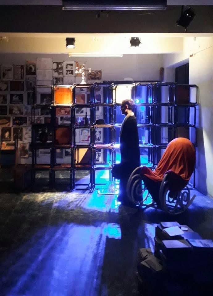 Andrei Patcău în rolul Cehov - adaptare după „Mașinăria Cehov” de Matei Vișniec, regia Mirela Puia
