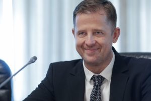 tabara anti Bolojan Thuma