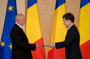 demeter nicușor dan interesul național