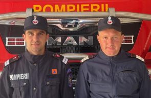 doi pompieri
