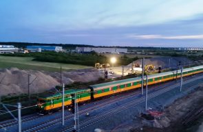 tren magistrală Arad Caransebeș Timișoara