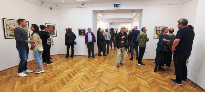 sala clio oameni 3