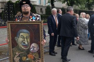 Caricaturist rus, opozant al lui Vladimir Putin, împușcat mortal în estul Poloniei
