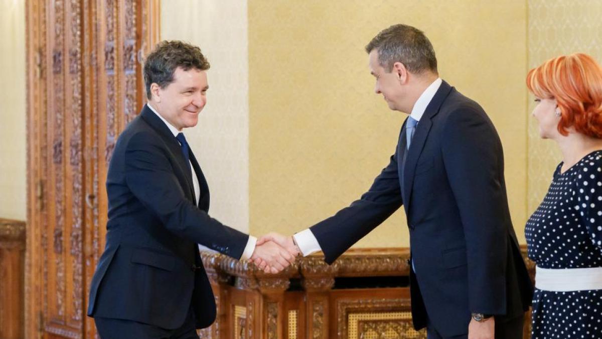 N Dan S Grindeanu pucist