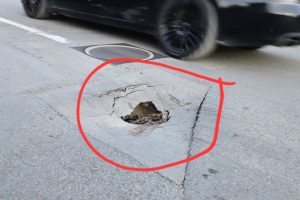 groapa pericol din fața Apele Române Arad